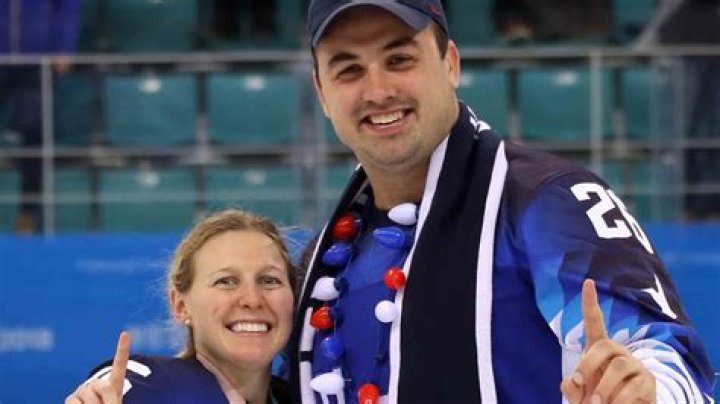Who Are Kendall Coyne Schofield Parents? Everything To Know About John And Ahlise Coyne