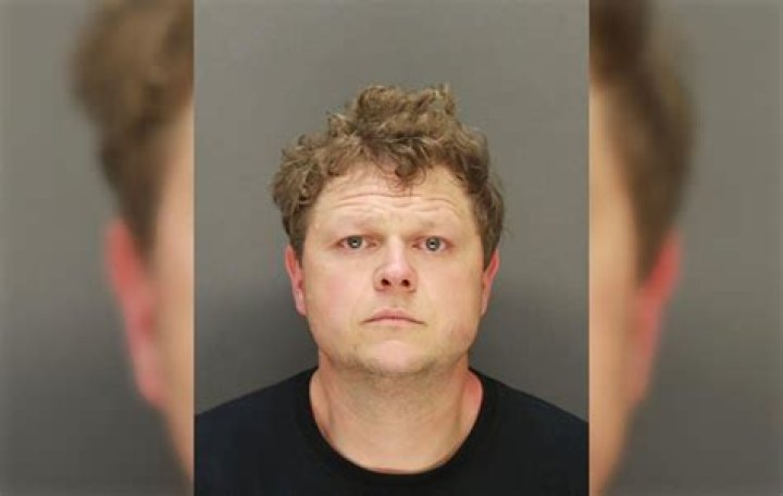 
Who is St. Michael, Minnesota’s Brandon Gardas? For Domestic Assault, Active Suspect Wanted 