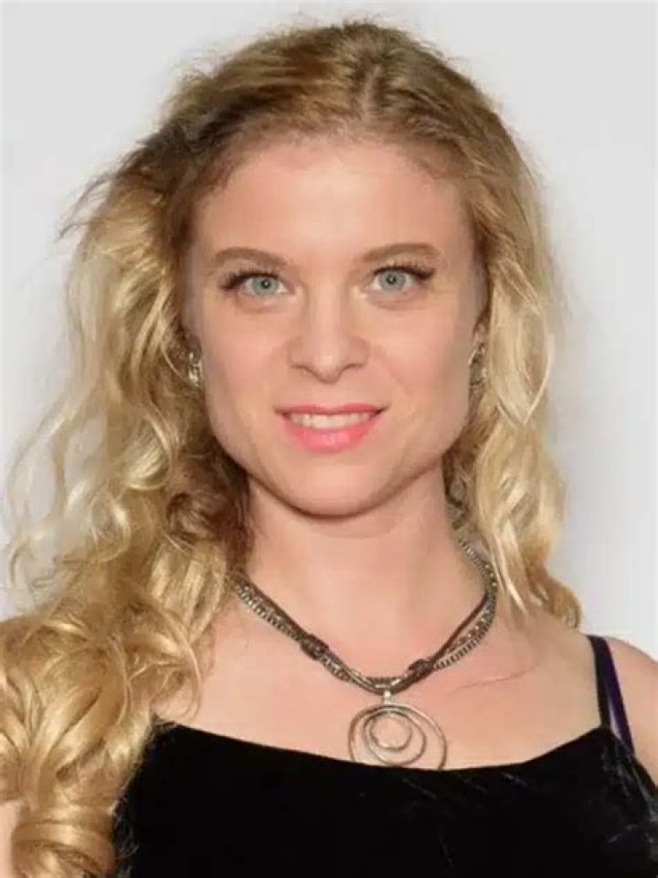 Zoe Winters Height, Weight, Net Worth, Age, Wiki, Who, Instagram, Biography